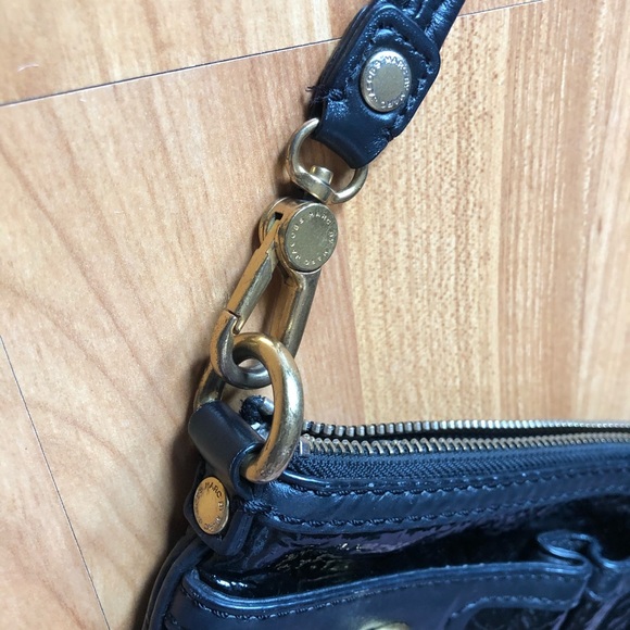 Marc by Marc Jacobs Turnlock Python Shine PercyBag - Picture 12 of 16